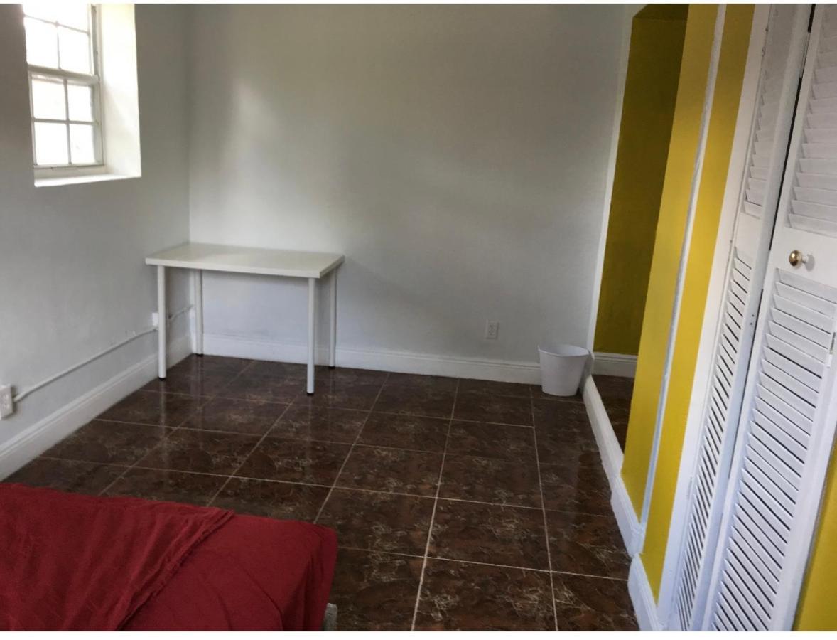 Miami House Apartment ภายนอก รูปภาพ